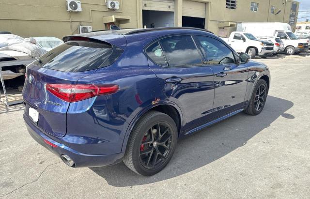 ZASPAKBN4M7C98833 - 2021 ALFA ROMEO STELVIO TI Синий фото 4