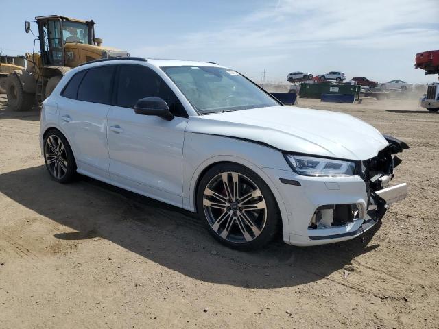 WA1C4AFYXK2006197 - 2019 AUDI SQ5 PRESTIGE WHITE photo 4