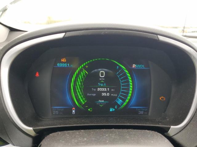 1G1RC6S53JU125006 - 2018 CHEVROLET VOLT LT GREEN photo 9