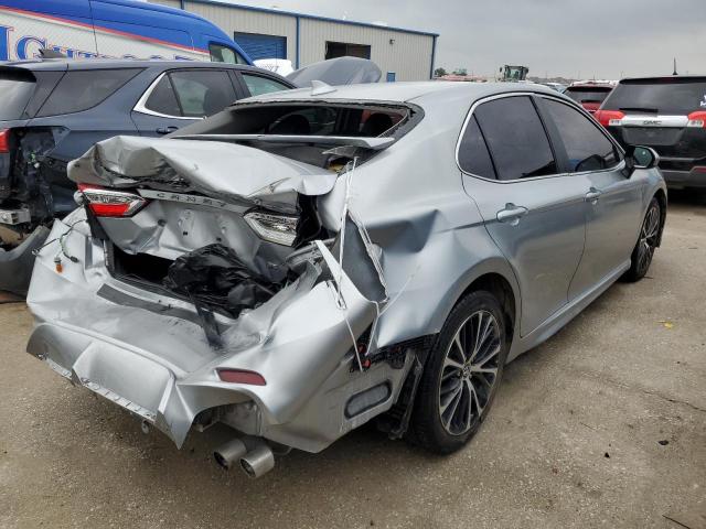 4T1B11HK1KU202483 - 2019 TOYOTA CAMRY L SILVER photo 3