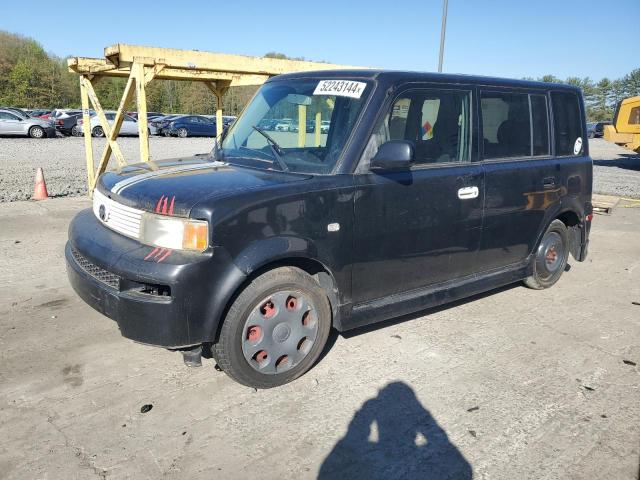 JTLKT334950176556 - 2005 TOYOTA SCION XB BLACK photo 1