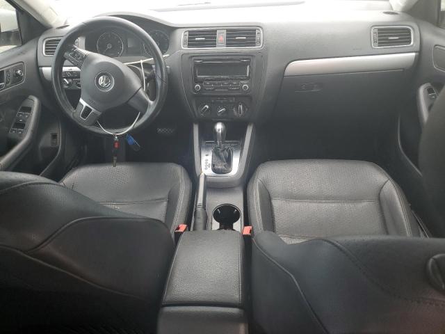 3VWDX7AJ4DM232436 - 2013 VOLKSWAGEN JETTA SE WHITE photo 8