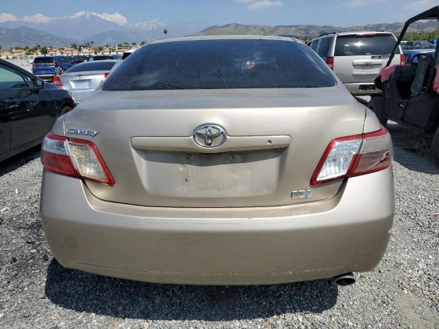 JTNBB46K273030852 - 2007 TOYOTA CAMRY HYBRID GOLD photo 6