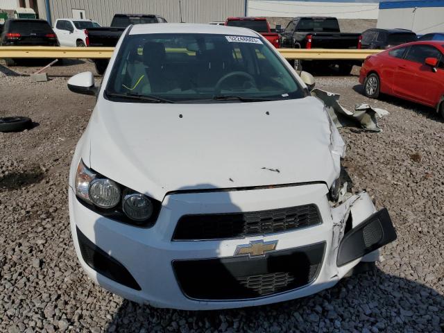 1G1JA5SH3F4212189 - 2015 CHEVROLET SONIC LS WHITE photo 5