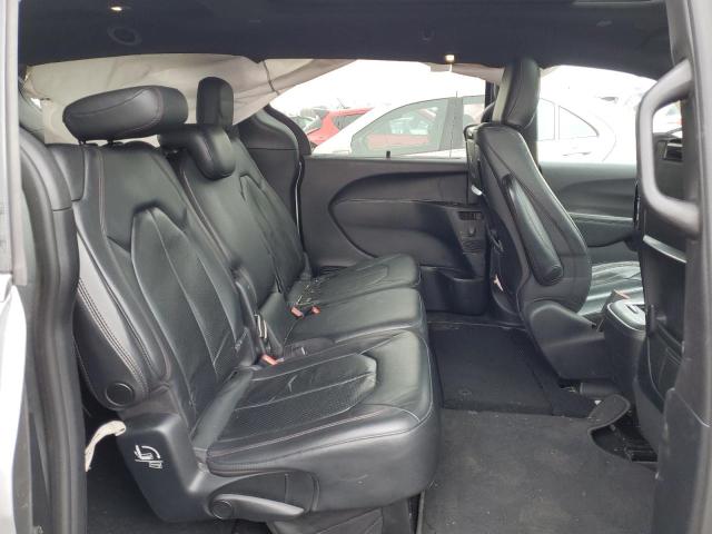 2C4RC1EG0KR746614 - 2019 CHRYSLER PACIFICA TOURING L PLUS SILVER photo 11