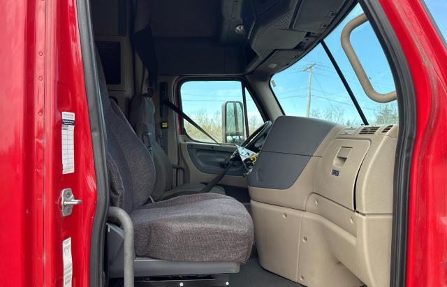 3AKJGLD53FSGD2744 - 2015 FREIGHTLINER CASCADIA 1 红色 照片 5