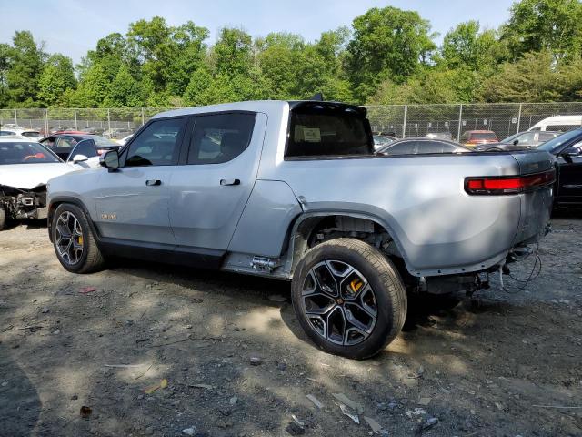 7FCTGAAA3PN019557 - 2023 RIVIAN R1T ADVENTURE WHITE photo 2