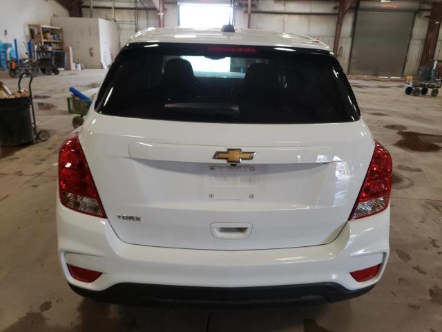 KL7CJKSM2MB361680 - 2021 CHEVROLET TRAX LS WHITE photo 6