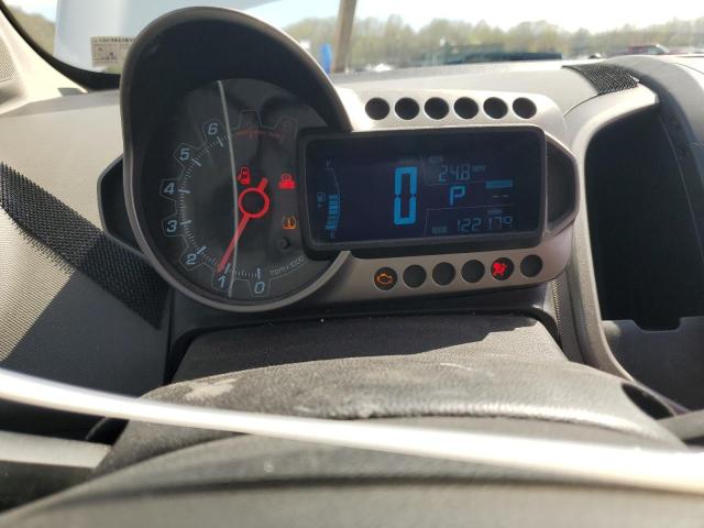 1G1JA6SH2F4196802 - 2015 CHEVROLET SONIC LS 白色 照片 9