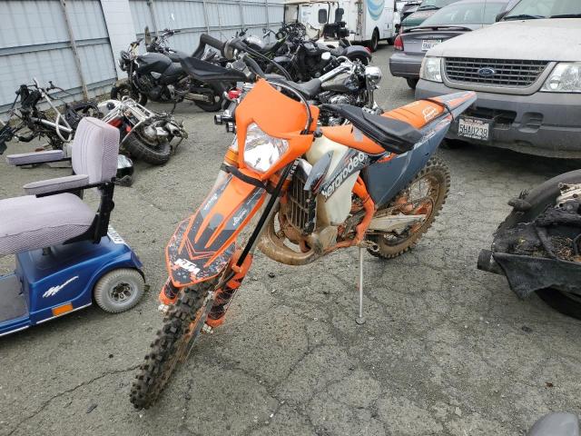 VBKXWM236PM394133 - 2023 KTM 300 XC-W TPI ORANGE photo 2