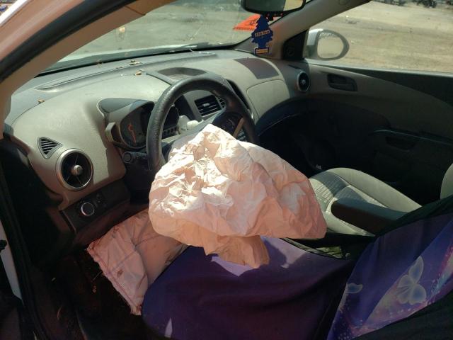 1G1JA6SH3F4170242 - 2015 CHEVROLET SONIC LS WHITE photo 8