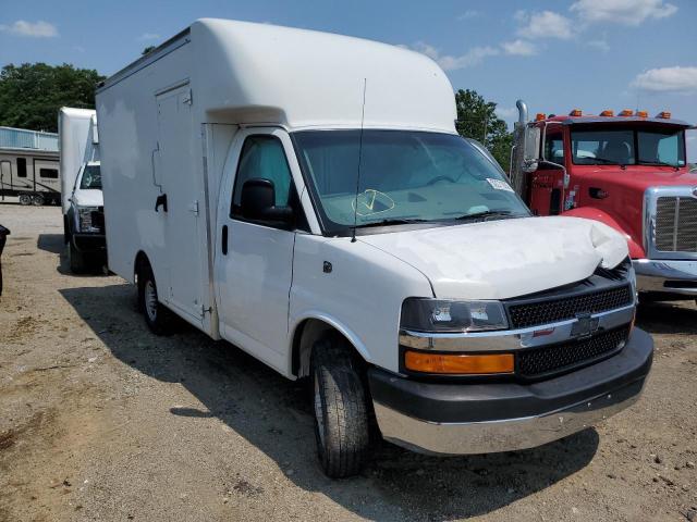 1GB0GRFFXG1329681 - 2016 CHEVROLET EXPRESS G3 WHITE photo 4