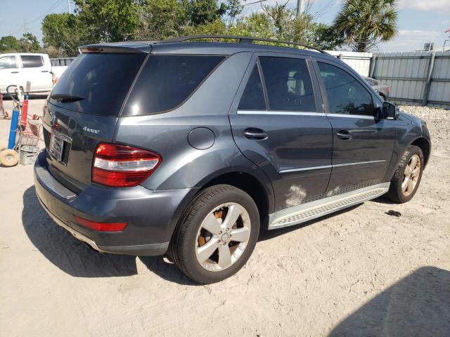 4JGBB8GB1BA709327 - 2011 MERCEDES-BENZ ML 350 4MATIC GRAY photo 3