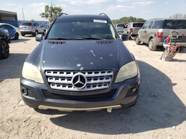 4JGBB8GB1BA709327 - 2011 MERCEDES-BENZ ML 350 4MATIC GRAY photo 5