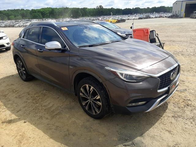 SJKCH5CR9HA036964 - 2017 INFINITI QX30 BASE 棕色 照片 4