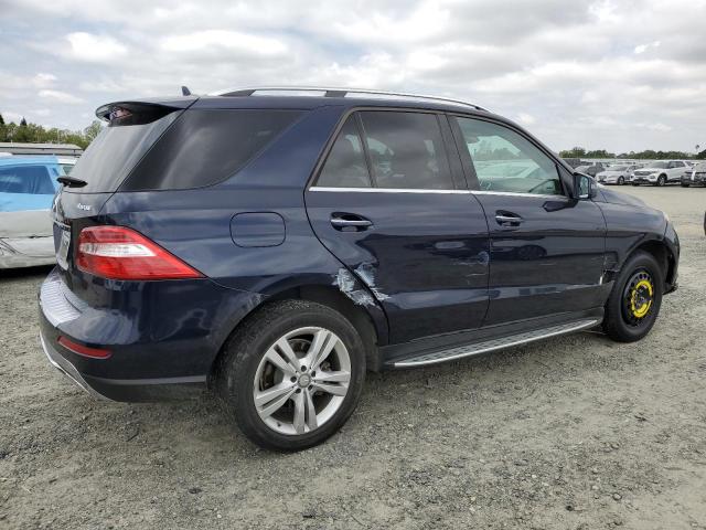 4JGDA5HB7FA469974 - 2015 MERCEDES-BENZ ML 350 4MATIC BLUE photo 3