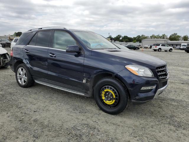 4JGDA5HB7FA469974 - 2015 MERCEDES-BENZ ML 350 4MATIC BLUE photo 4
