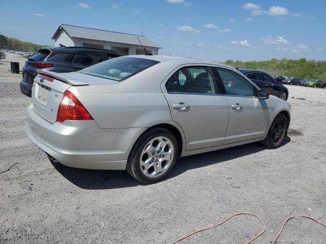 3FAHP0HA8AR161182 - 2010 FORD FUSION SE BEIGE photo 3