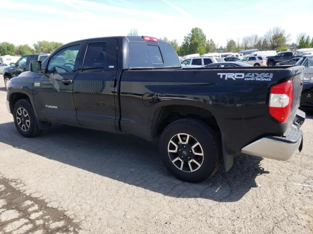 5TFUY5F11HX624450 - 2017 TOYOTA TUNDRA DOUBLE CAB SR/SR5 BLACK photo 2