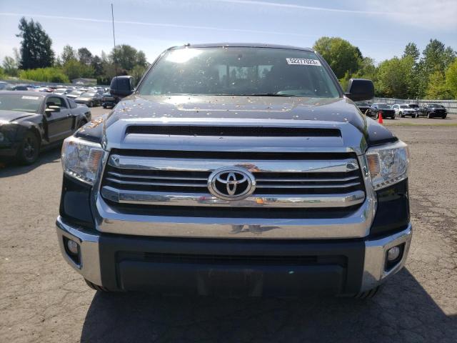 5TFUY5F11HX624450 - 2017 TOYOTA TUNDRA DOUBLE CAB SR/SR5 BLACK photo 5