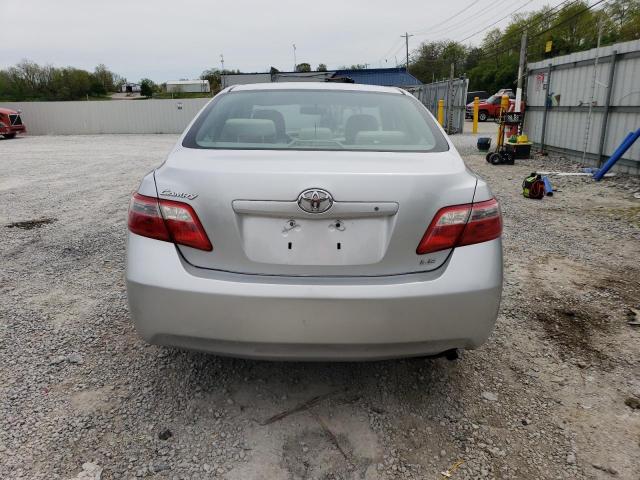 4T4BE46K69R054159 - 2009 TOYOTA CAMRY BASE SILVER photo 6