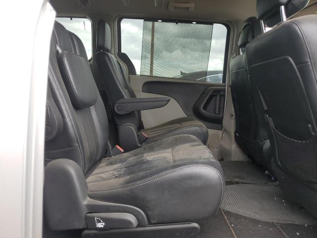 2C4RC1CG8CR124251 - 2012 CHRYSLER TOWN & COU TOURING L SILVER photo 11