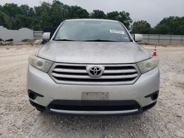 5TDZA3EH2CS018635 - 2012 TOYOTA HIGHLANDER BASE SILVER photo 5