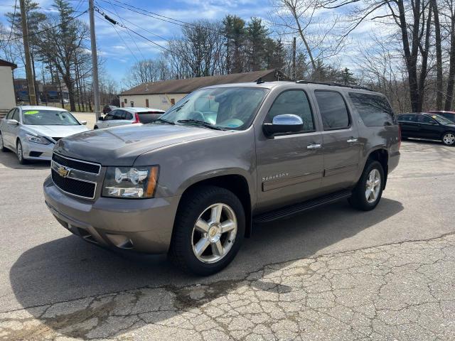 1GNSKJE72DR197423 - 2013 CHEVROLET SUBURBAN K1500 LT BROWN photo 2