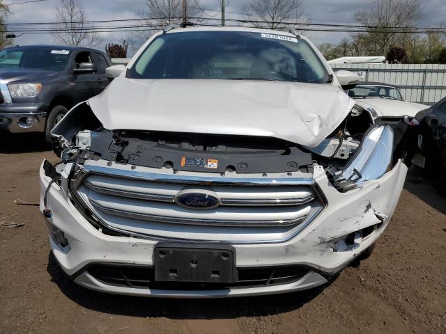 1FMCU9J97KUC28944 - 2019 FORD ESCAPE TITANIUM WHITE photo 5