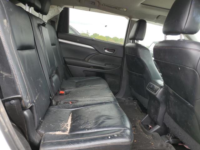 5TDJKRFH0GS354480 - 2016 TOYOTA HIGHLANDER XLE WHITE photo 11
