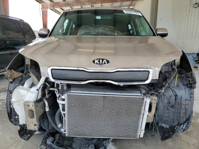 KNDJN2A21F7132685 - 2015 KIA SOUL TAN photo 5