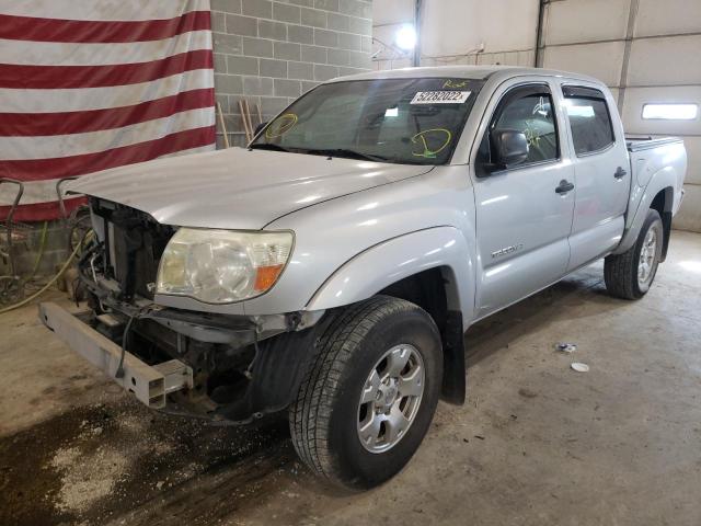 5TELU42N58Z513161 - 2008 TOYOTA TACOMA DOUBLE CAB 银色 照片 2
