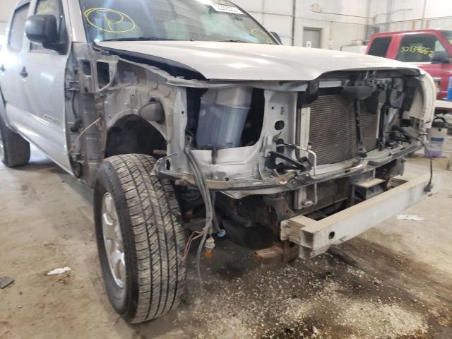 5TELU42N58Z513161 - 2008 TOYOTA TACOMA DOUBLE CAB 银色 照片 9