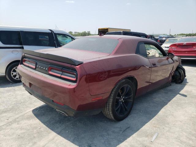 2C3CDZAGXJH322292 - 2018 DODGE CHALLENGER SXT RED photo 3