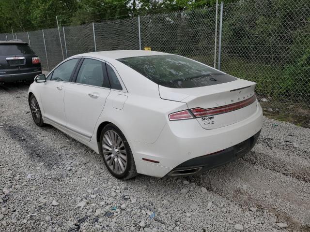 3LN6L2GK1FR613821 - 2015 LINCOLN MKZ WHITE photo 2
