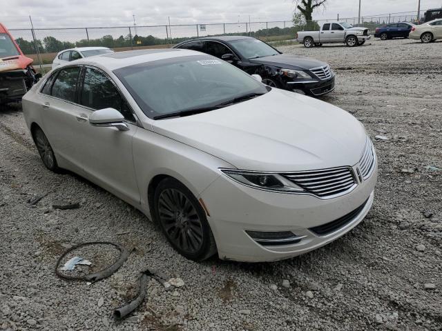 3LN6L2GK1FR613821 - 2015 LINCOLN MKZ WHITE photo 4