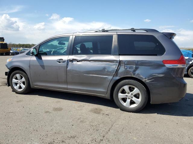 5TDKK3DC3BS069998 - 2011 TOYOTA SIENNA LE GRAY photo 2