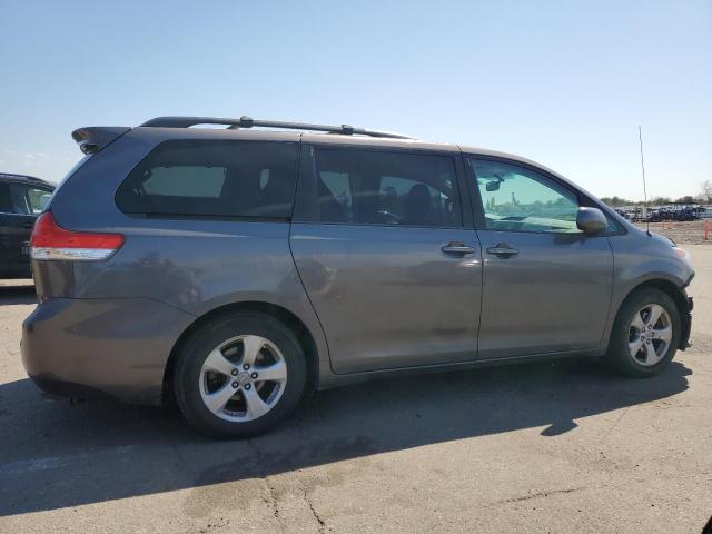 5TDKK3DC3BS069998 - 2011 TOYOTA SIENNA LE GRAY photo 3