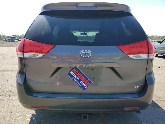 5TDKK3DC3BS069998 - 2011 TOYOTA SIENNA LE GRAY photo 6