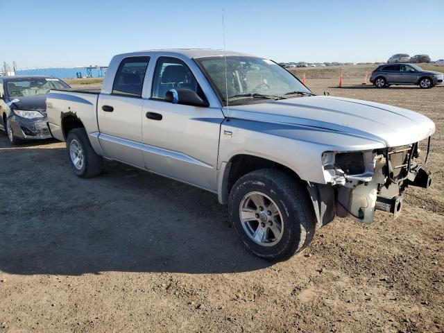 1D7CW3GP3AS176150 - 2010 DODGE DAKOTA SXT SILVER photo 4