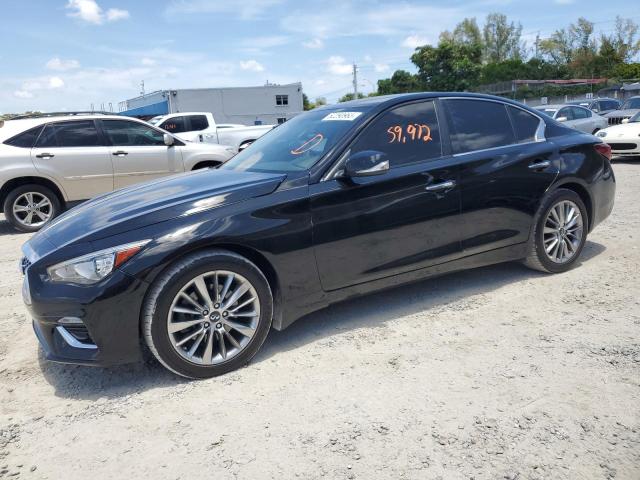 JN1EV7AR6JM610026 - 2018 INFINITI Q50 LUXE BLACK photo 1