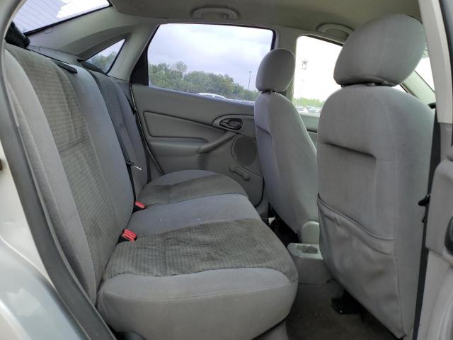 1FAFP33P04W201874 - 2004 FORD FOCUS LX SILVER photo 10