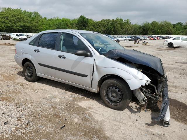 1FAFP33P04W201874 - 2004 FORD FOCUS LX SILVER photo 4