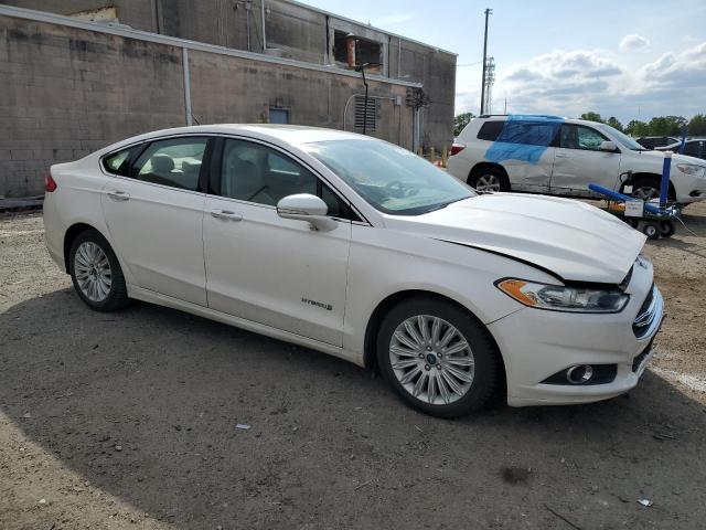 3FA6P0LU7FR203566 - 2015 FORD FUSION SE HYBRID WHITE photo 4