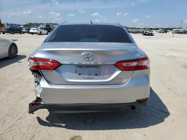 4T1B11HK4KU763390 - 2019 TOYOTA CAMRY L SILVER photo 6