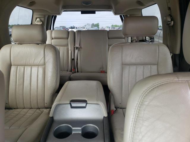 5LMFU27R34LJ14618 - 2004 LINCOLN NAVIGATOR თეთრი ფოტო 10