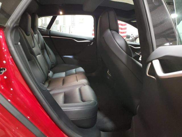 5YJSA1E43JF239696 - 2018 TESLA MODEL S 红色 照片 10