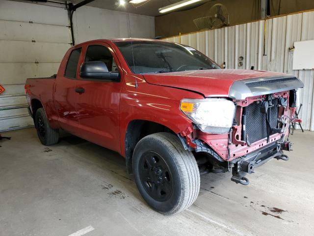 5TFUM5F14HX073040 - 2017 TOYOTA TUNDRA DOUBLE CAB SR/SR5 RED photo 4