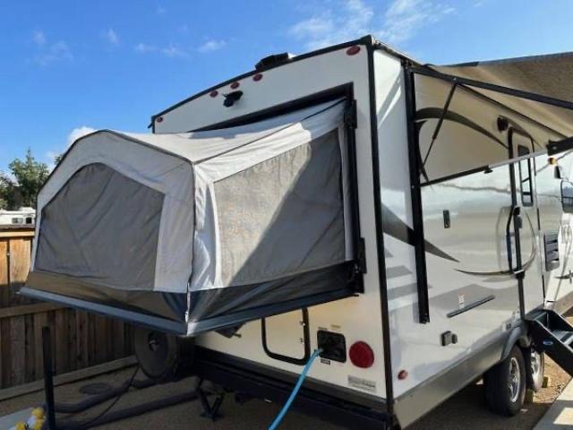 4X4TRLY26LZ166897 - 2020 WILDWOOD ROCKWODROO WHITE photo 7