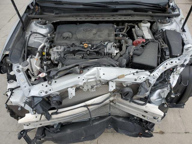 4T1G11AK8LU397015 - 2020 TOYOTA CAMRY SE SILVER photo 11